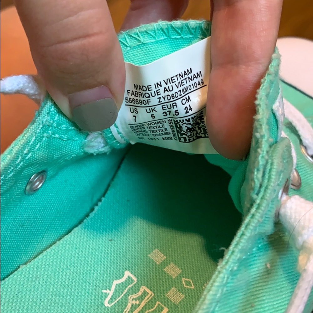 Mint green shoreline slip on Converse - Picture 2 of 4